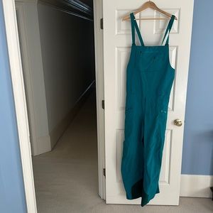 Men’s green Gore-Tex Arcteryx Sabre XL mountain bibs